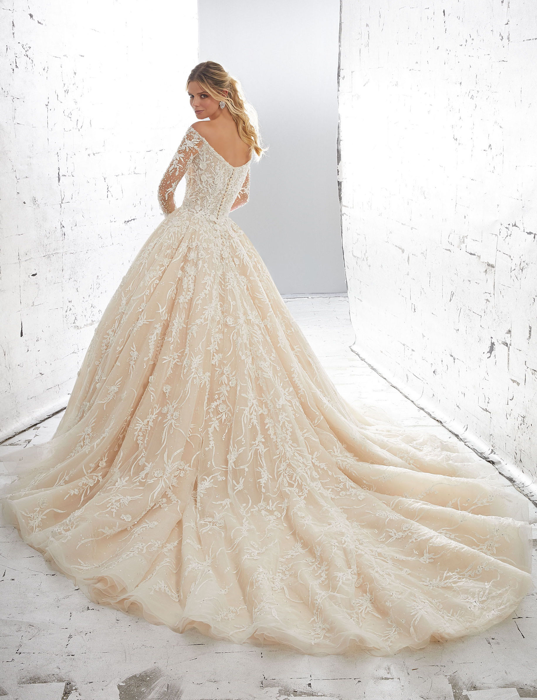 Kristalina, Style 82261
